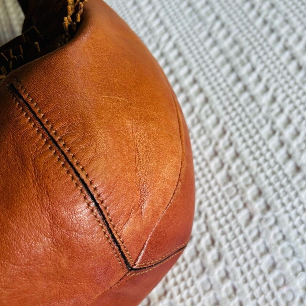 Coach‎ Vtg Brown Leather Crescent Moon Handbag Shoulder Bag Y2K Tassels - Picture 9 of 15